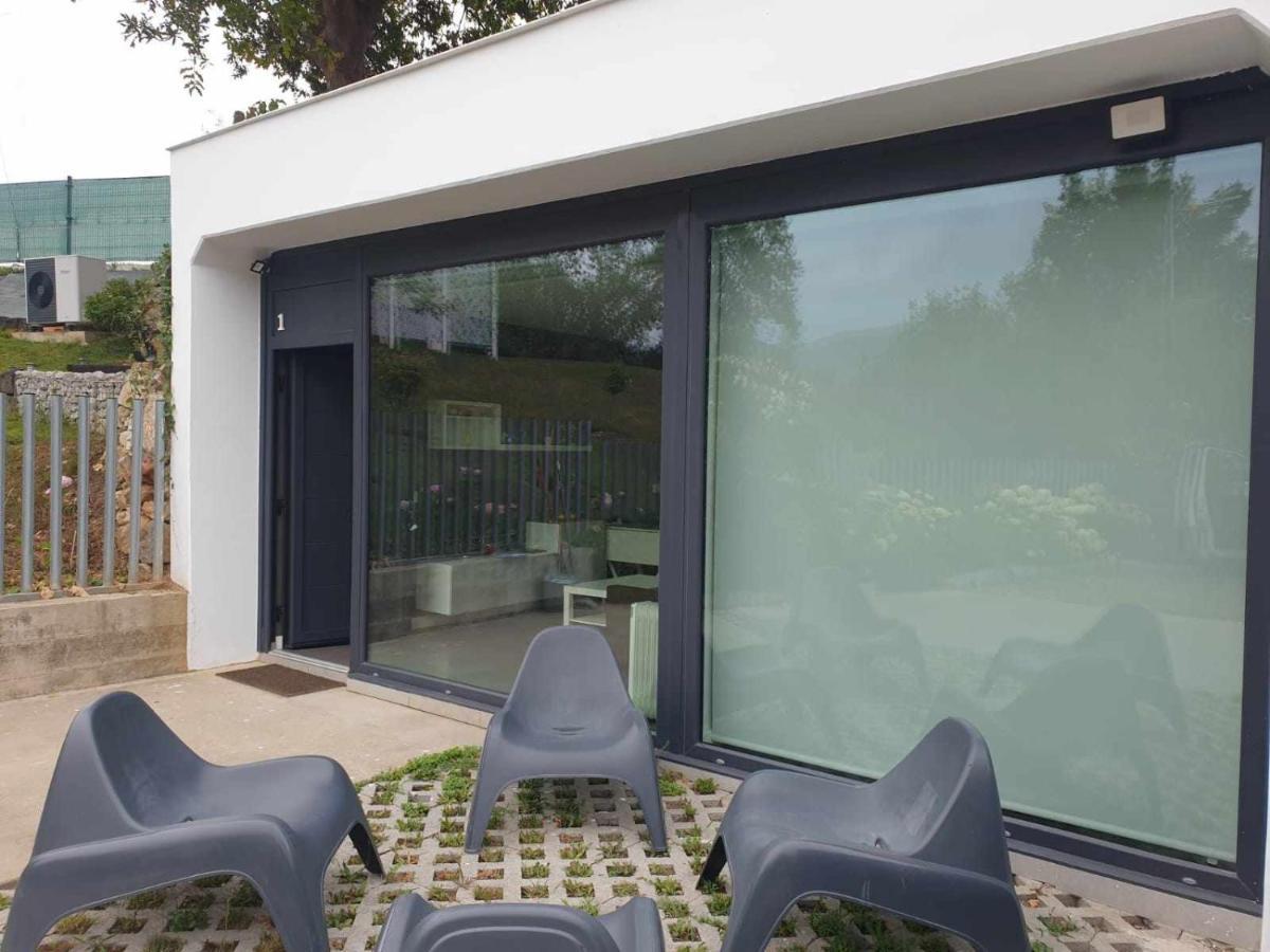 Apartamentos Turisticos El Balcon De Llavandes كولومبيريز الغرفة الصورة